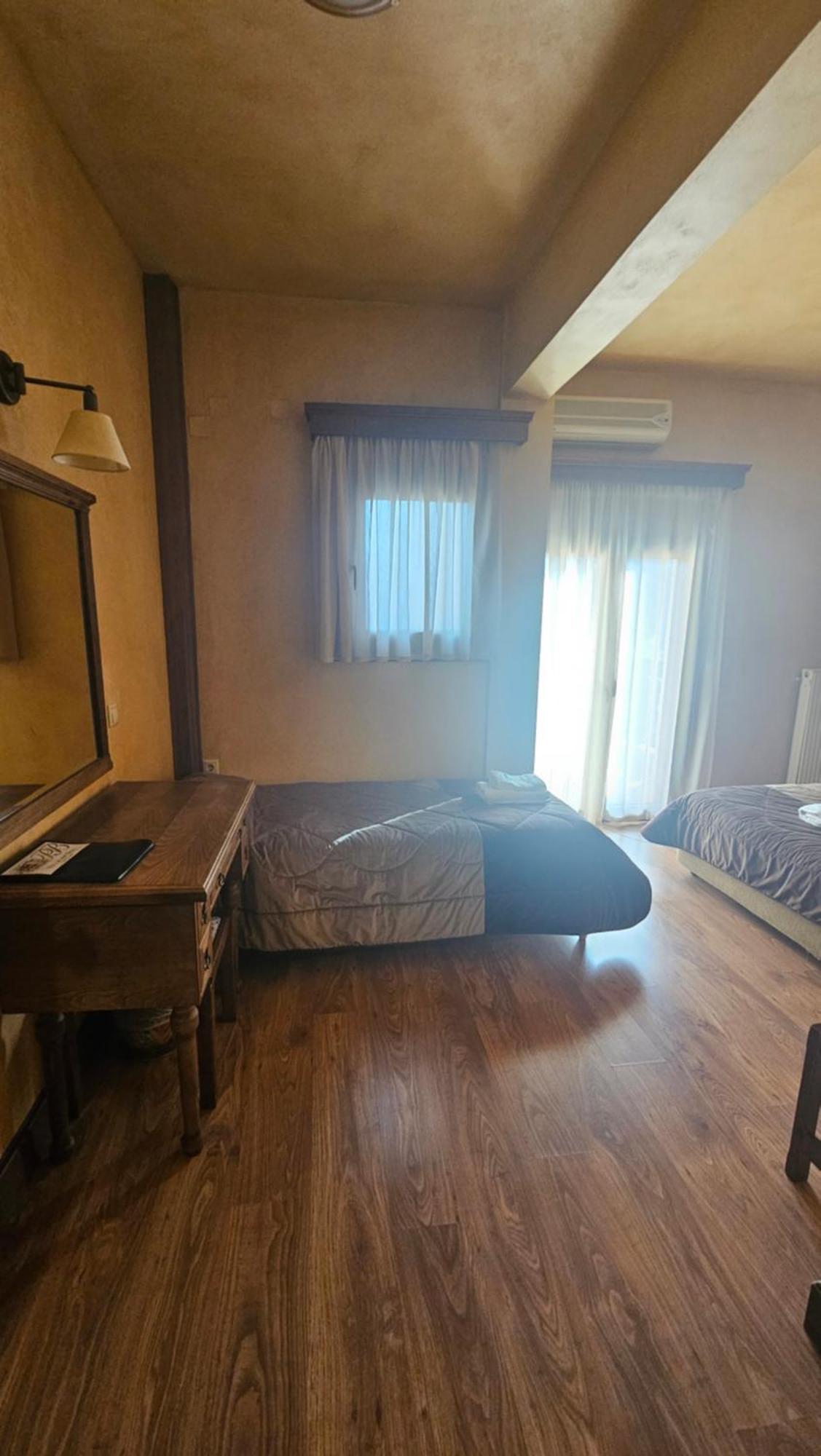 Villa Virginia Hotel Voutiron エクステリア 写真