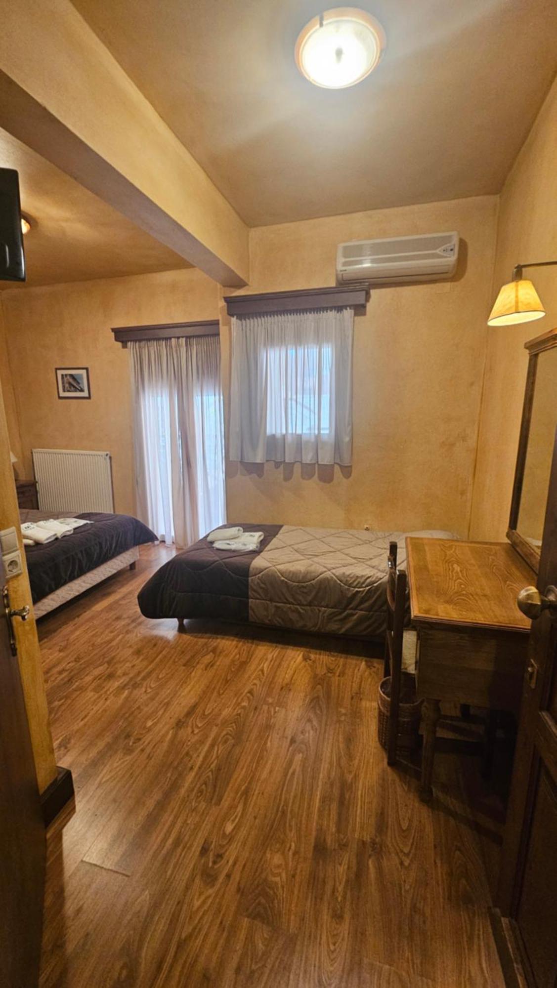 Villa Virginia Hotel Voutiron エクステリア 写真